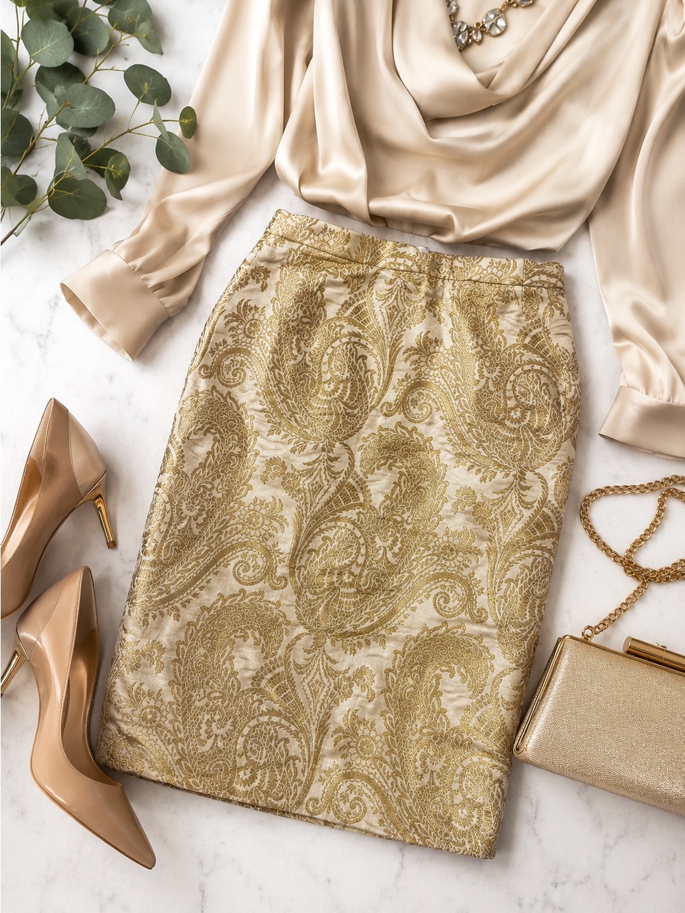 Escada Cream & Gold Paisley Jacquard Pencil Skirt - Picture 6 of 6